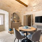 Suite21 - The Trulli Experience בית נופש *